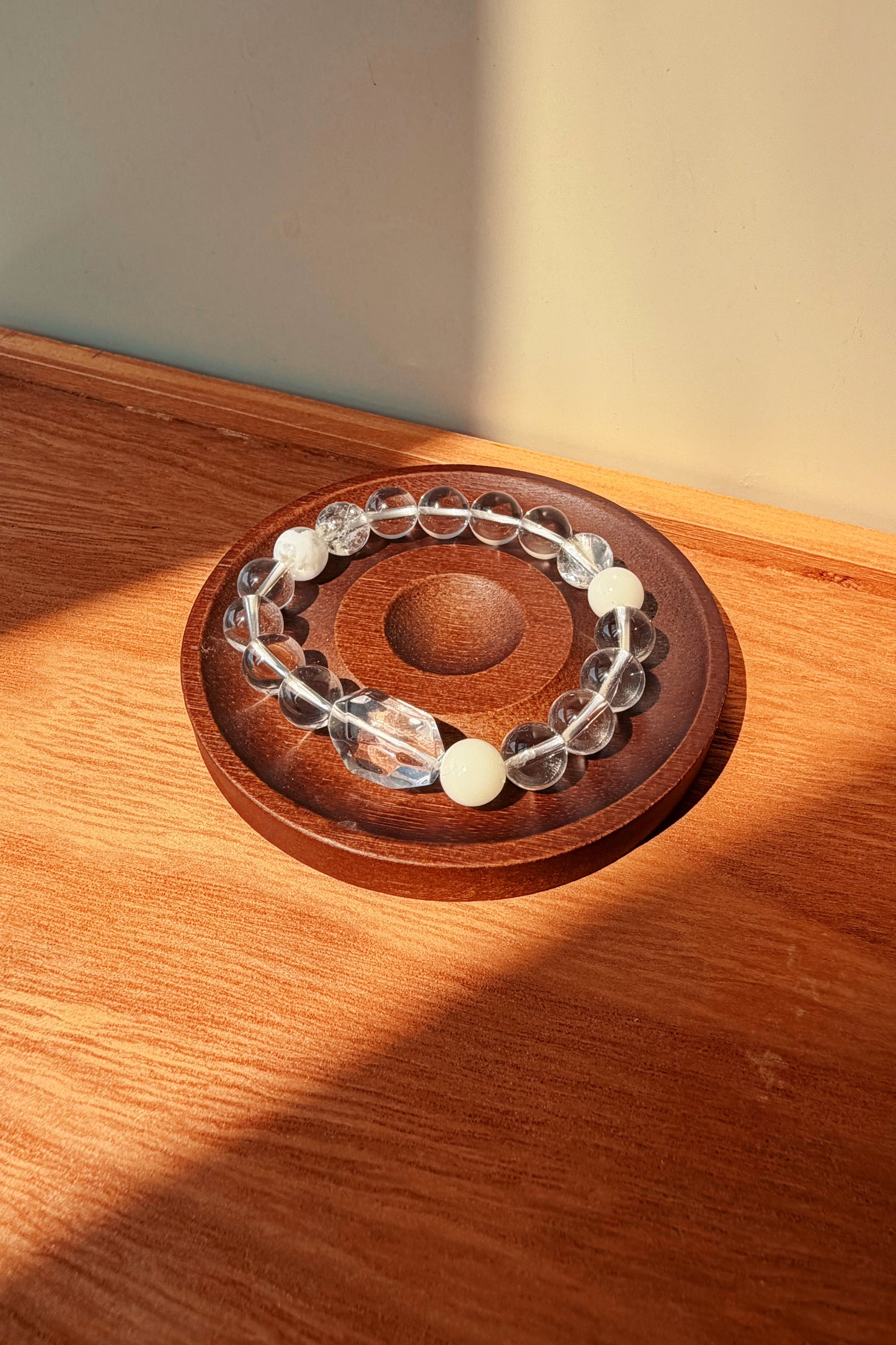 Metal Collection — White Crystal Bracelet